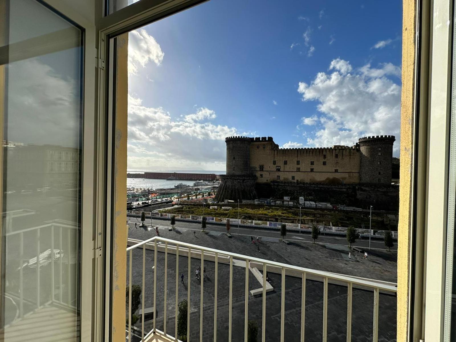 La Dimora Al Castello Central Flat Naples - My Place Esterno foto
